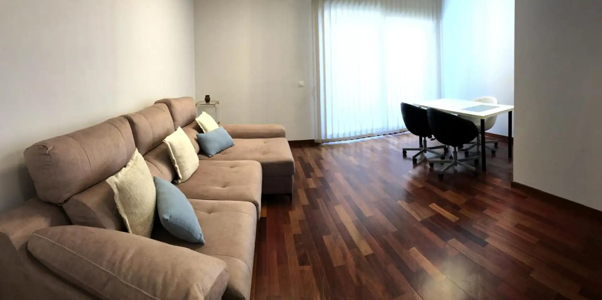 Sala de estar de Piso de alquiler en Málaga con Aire acondicionado, Parquet y Amueblado