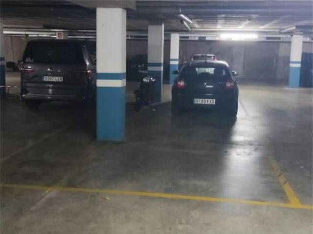 Garaje en Alquiler en Carrer del Doctor Ventalló, 5 en Barri del Centre