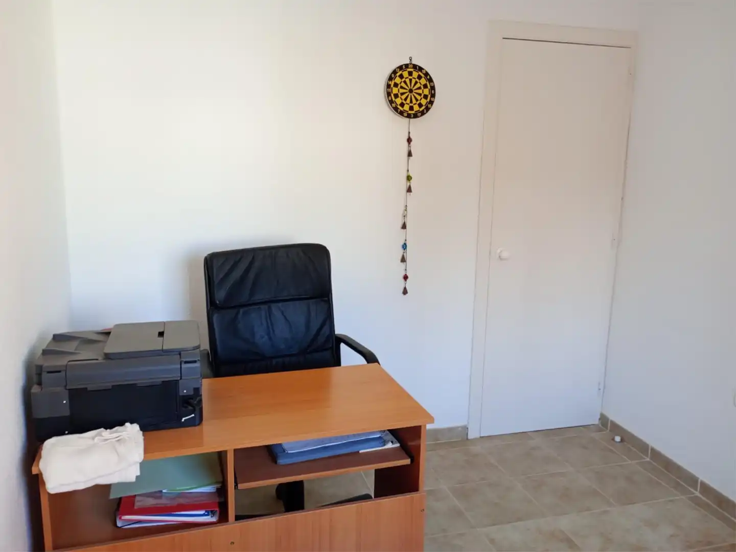 Dúplex en venta en Camino de La Marquesa, 31, Retamar Dúplex en venta en Almería con Aire acondicionado, Amueblado y Parking comunitario