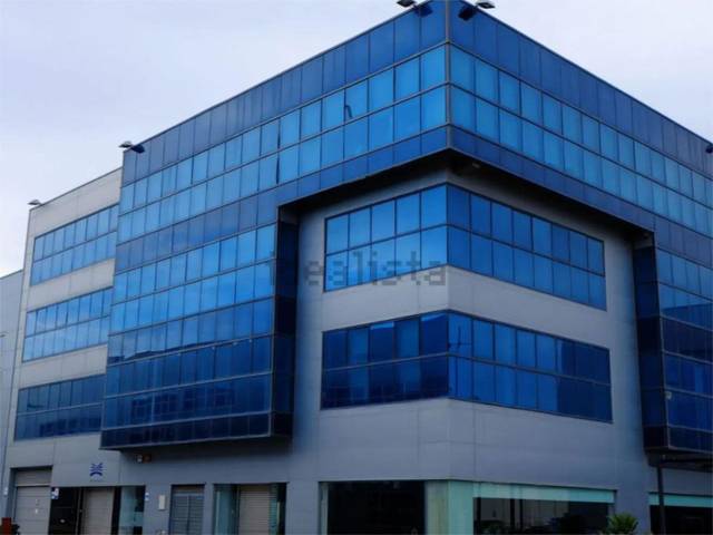 Oficina en Alquiler en Calle Caravis, 28 en Garrapinillos