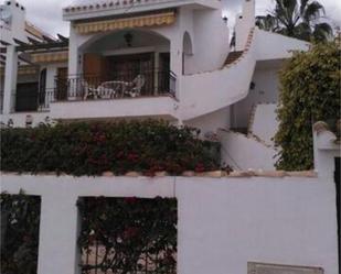 Vista exterior de Àtic de lloguer en Pilar de la Horadada amb Terrassa i Piscina