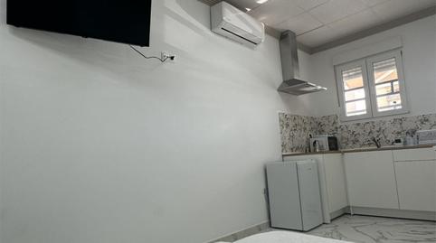 Foto 2 de Apartament de lloguer a Avenida Vivar Téllez, 85, Capuchinos - Los Olivos, Málaga