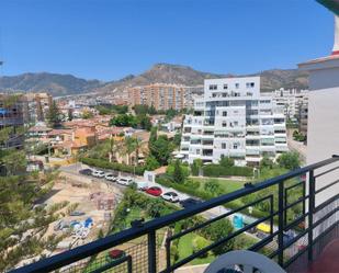 Vista exterior de Pis en venda en Benalmádena amb Aire condicionat, Piscina i Moblat