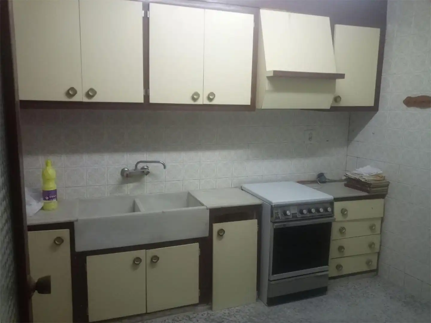 Casa adosada en venta en Carrer Crist de la Salut, 11, Agullent Cocina de Casa adosada en venta en Agullent con Terraza