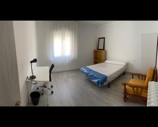 Bedroom of Flat to share in Soria Capital 