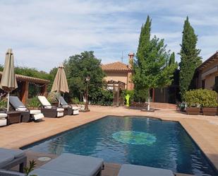 Piscina de Casa o xalet en venda en Villaviciosa de Odón amb Aire condicionat i Piscina