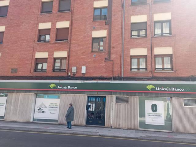 Piso en Alquiler en Avenida Torrelavega, 61 en Fozaneldi - Tenderina