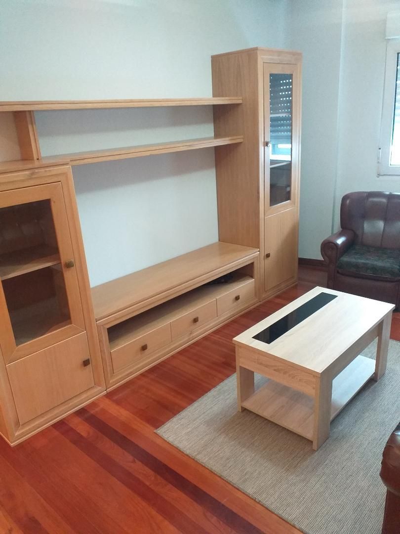 Flat to rent in Ronda do Carme, 50, Recatelo - O Carme