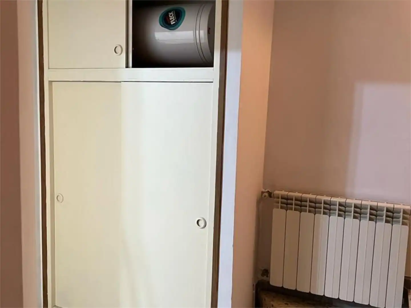 Casa o xalet en venda a Calle del Aire, 20, Calaceite Dormitori de Casa o xalet en venda en Calaceite amb Balcó