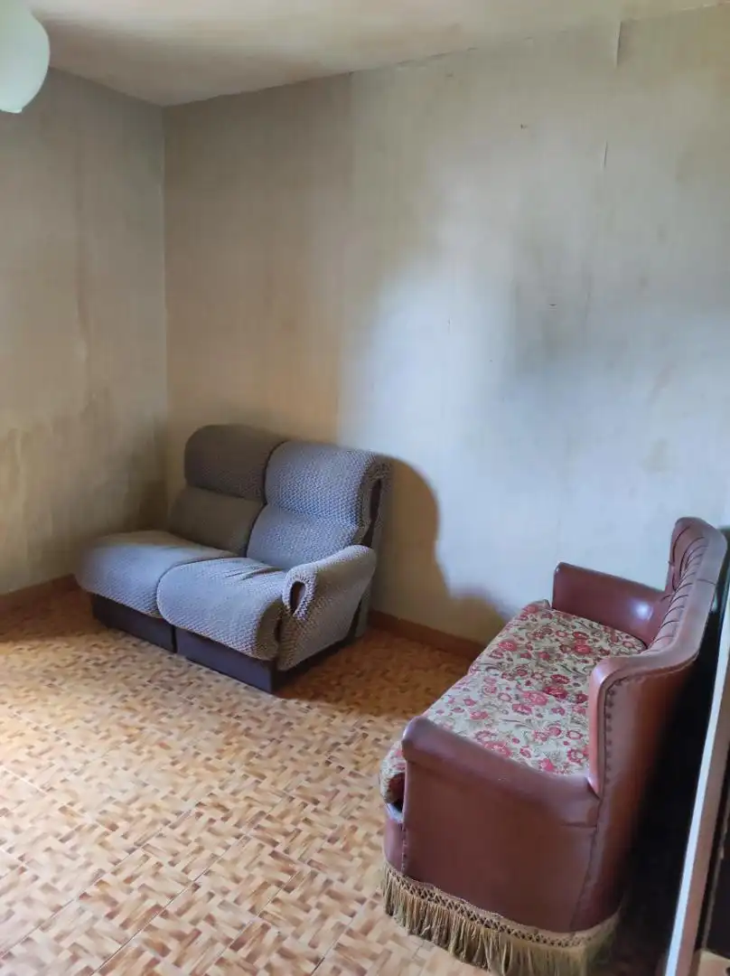 Sala d'estar de Casa o xalet en venda en Lantarón amb Calefacció, Jardí privat i Terrassa