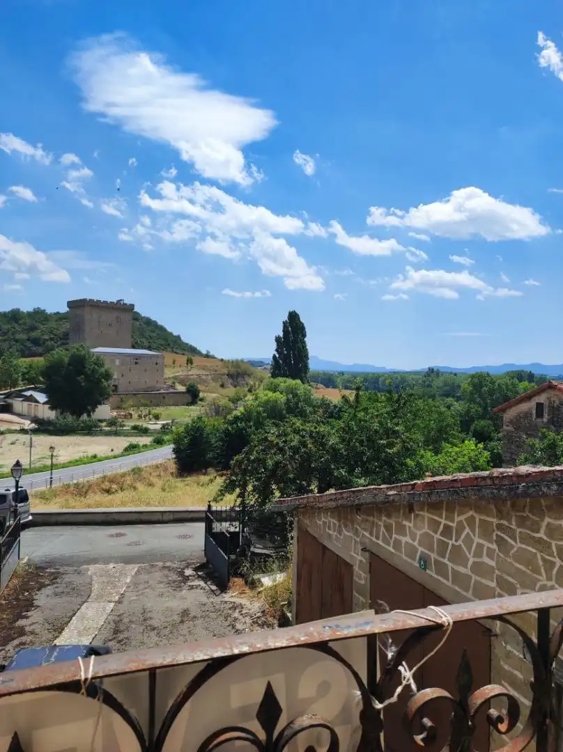 Vista exterior de Casa o xalet en venda en Lantarón amb Calefacció, Jardí privat i Terrassa