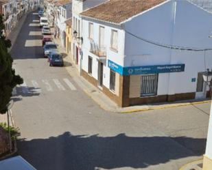 Vista exterior de Pis en venda en Marmolejo amb Aire condicionat i Balcó