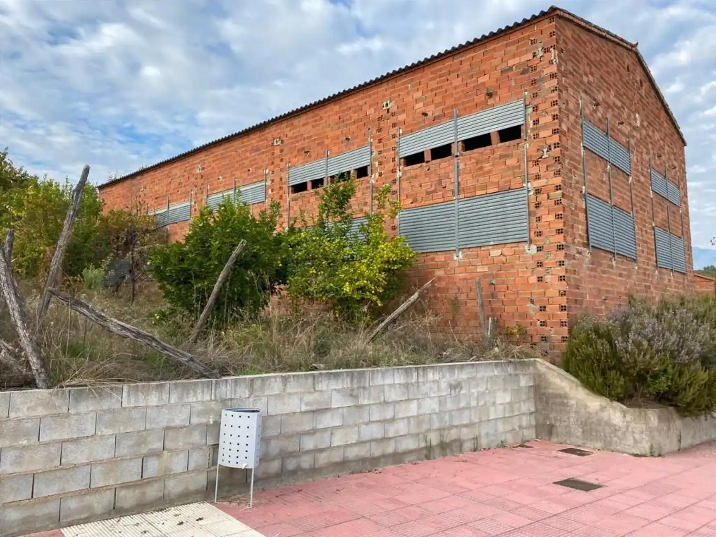 Nave industrial de alquiler en Avenida del Ceralejo, Cuacos de Yuste Vista exterior de Nave industrial de alquiler en Cuacos de Yuste
