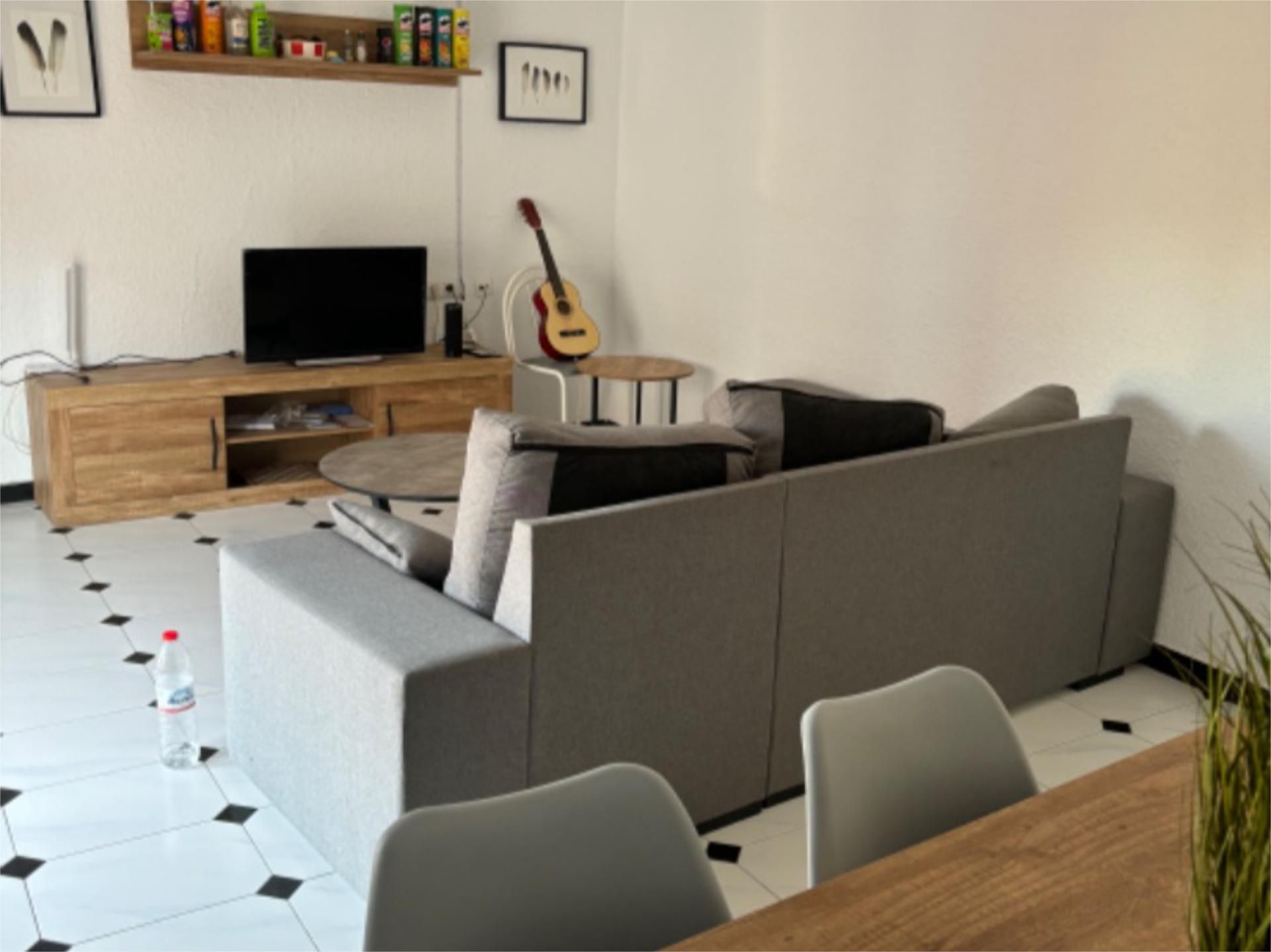Living room of Flat to share in  Murcia Capital  with Air Conditioner, Heating and Terrace