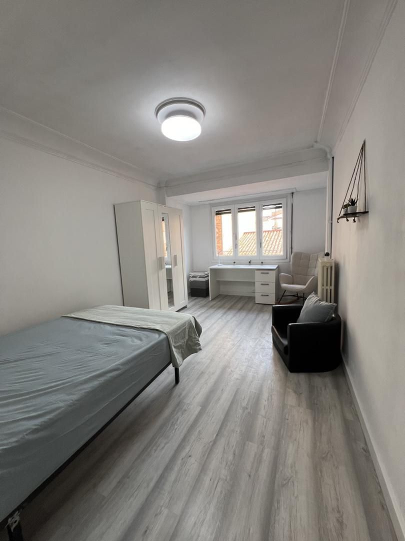 Pis per a compartir a Calle de Ávila, 2, Ciudad Jardín - Parque Roma