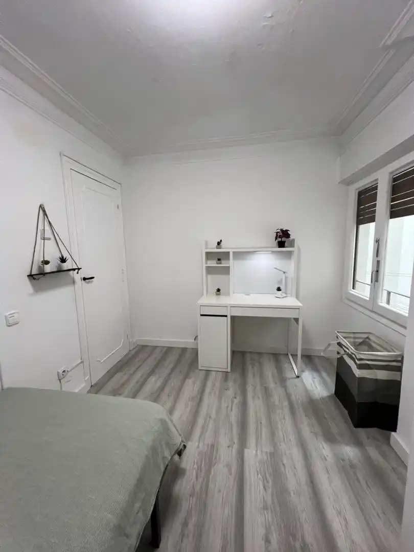 Habitación en Calle de Ávila, 2, Ciudad Jardín - Parque Roma Habitación en Calle de Ávila, 2, Ciudad Jardín - Parque Roma