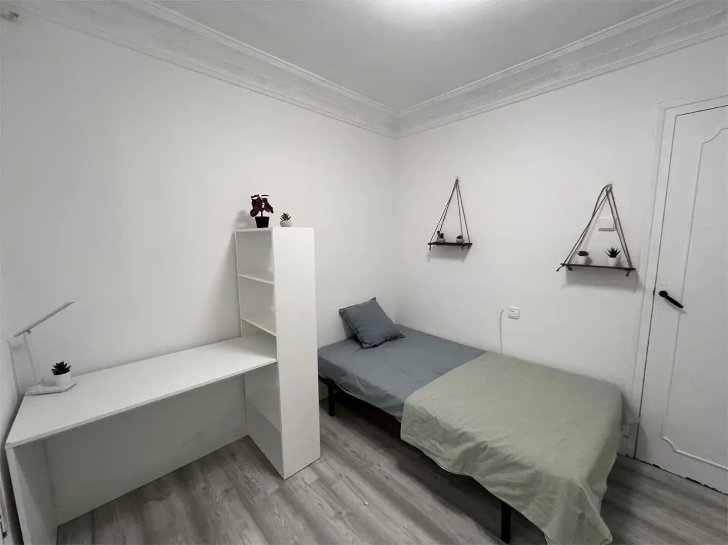 Habitación en Calle de Ávila, 2, Ciudad Jardín - Parque Roma Habitación en Calle de Ávila, 2, Ciudad Jardín - Parque Roma