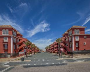 Vista exterior de Pis en venda en Almonte amb Terrassa