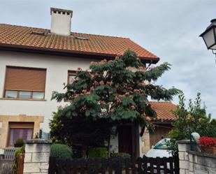 Exterior view of Single-family semi-detached for sale in Molledo  with Air Conditioner, Terrace and Balcony