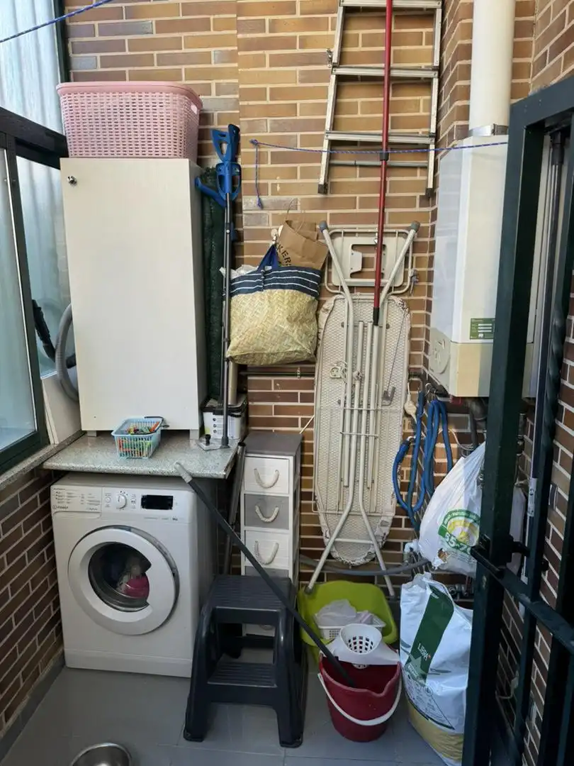Garaje de alquiler en Calle Francisco Guzmán, 20, Puerta Bonita Vista exterior de Garaje de alquiler en Madrid