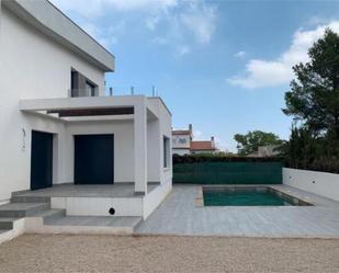 Exterior view of Single-family semi-detached for sale in L'Ametlla de Mar   with Terrace and Swimming Pool