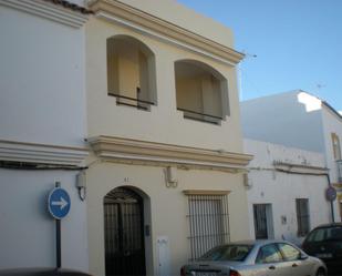 Exterior view of Duplex to rent in Chipiona  with Air Conditioner, Terrace and Balcony