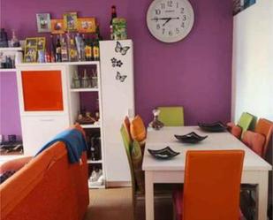 Menjador de Apartament de lloguer en Vinaròs amb Terrassa i Piscina