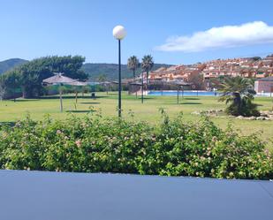 Jardí de Apartament de lloguer en Algeciras amb Aire condicionat, Terrassa i Piscina