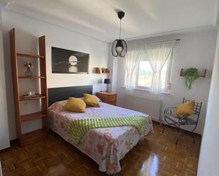 Bedroom of Flat to rent in Salamanca Capital  with Balcony