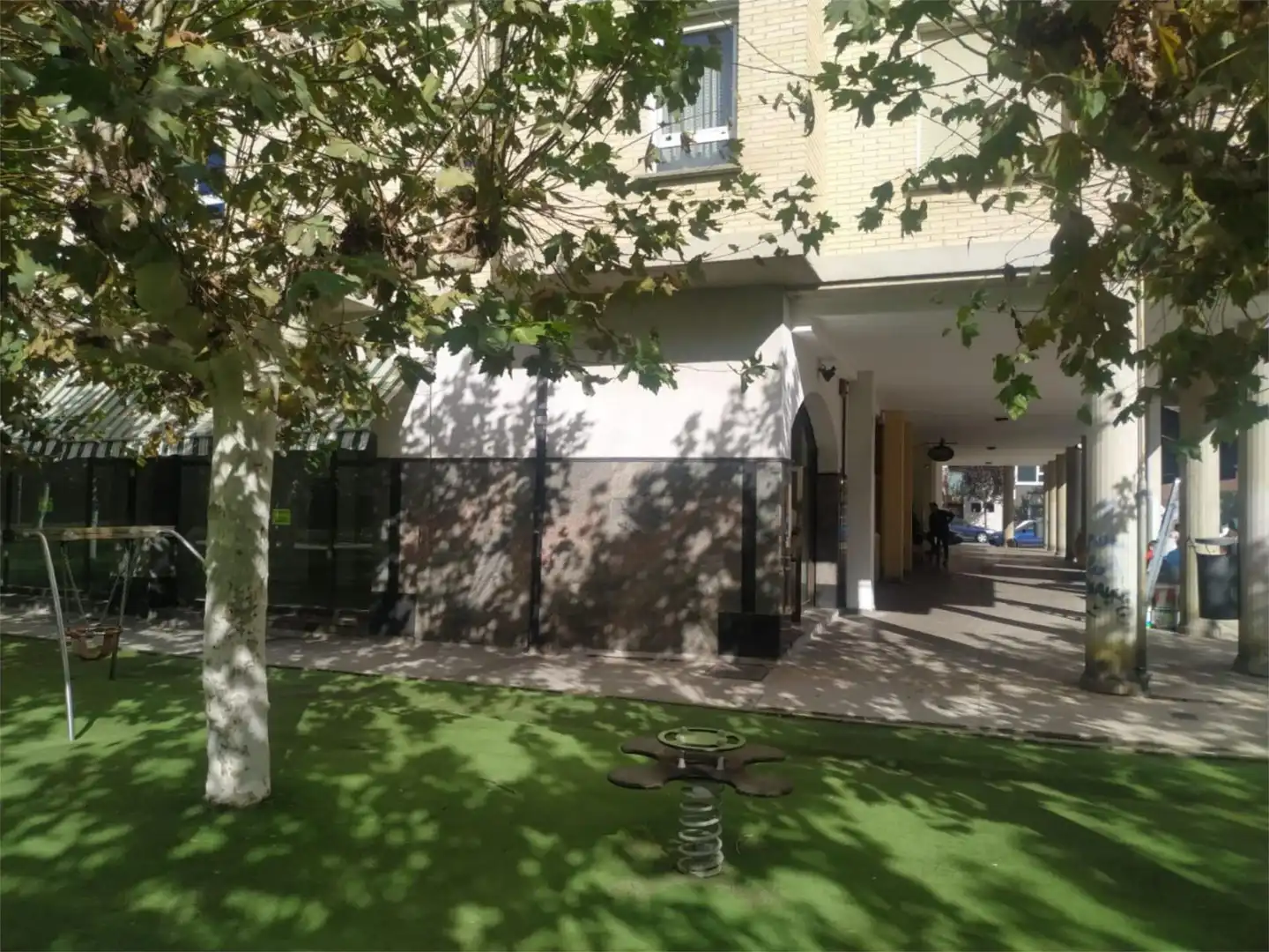 Commercial properties for rent in Eguzki Enparantza, 3, Berriozar Exterior view of Commercial properties for rent in Berriozar