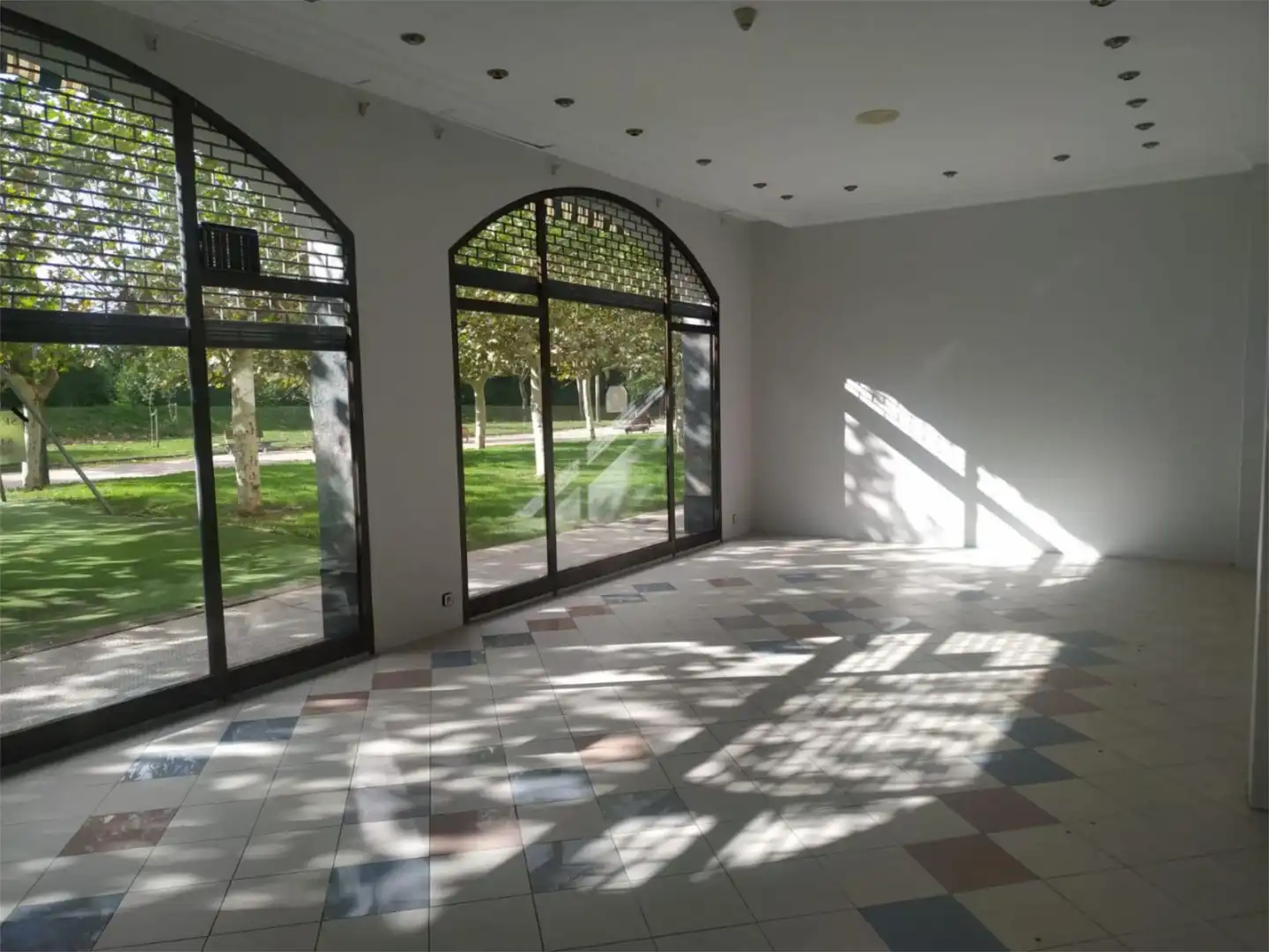 Commercial properties for rent in Eguzki Enparantza, 3, Berriozar Commercial properties for rent in Berriozar