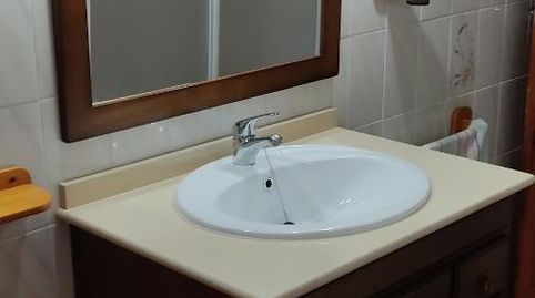 Foto 5 de Casa adosada en venta en Poblado Jartos, 12, Yeste, Albacete