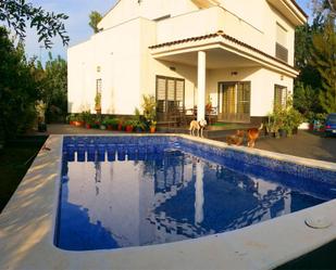 Piscina de Casa o xalet en venda en Montserrat amb Terrassa i Piscina