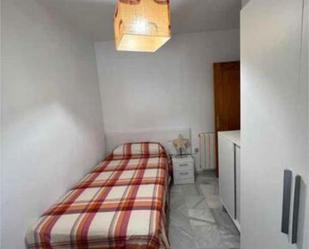 Bedroom of Study to rent in Pulianas