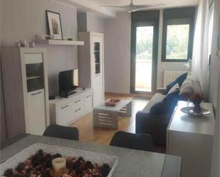 Living room of Flat to rent in Sabiñánigo  with Terrace and Swimming Pool