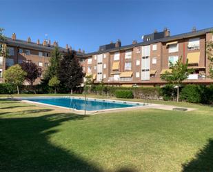 Swimming pool of Flat for sale in Valladolid Capital  with Air Conditioner, Swimming Pool and Balcony