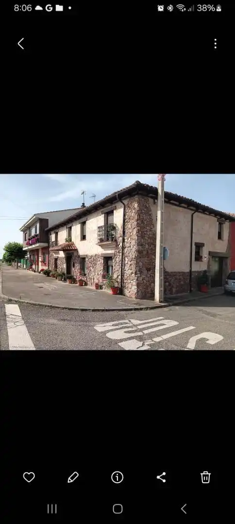 Houses for sale in Calle Cañada Real, 22, Villaturiel Exterior view of Houses for sale in Villaturiel