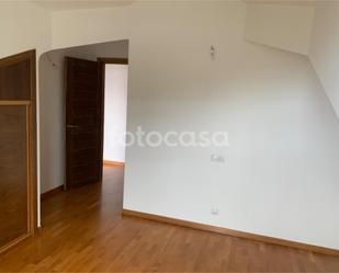 Bedroom of Flat for sale in Muxía  with Parquet flooring, Storage room and Community parking