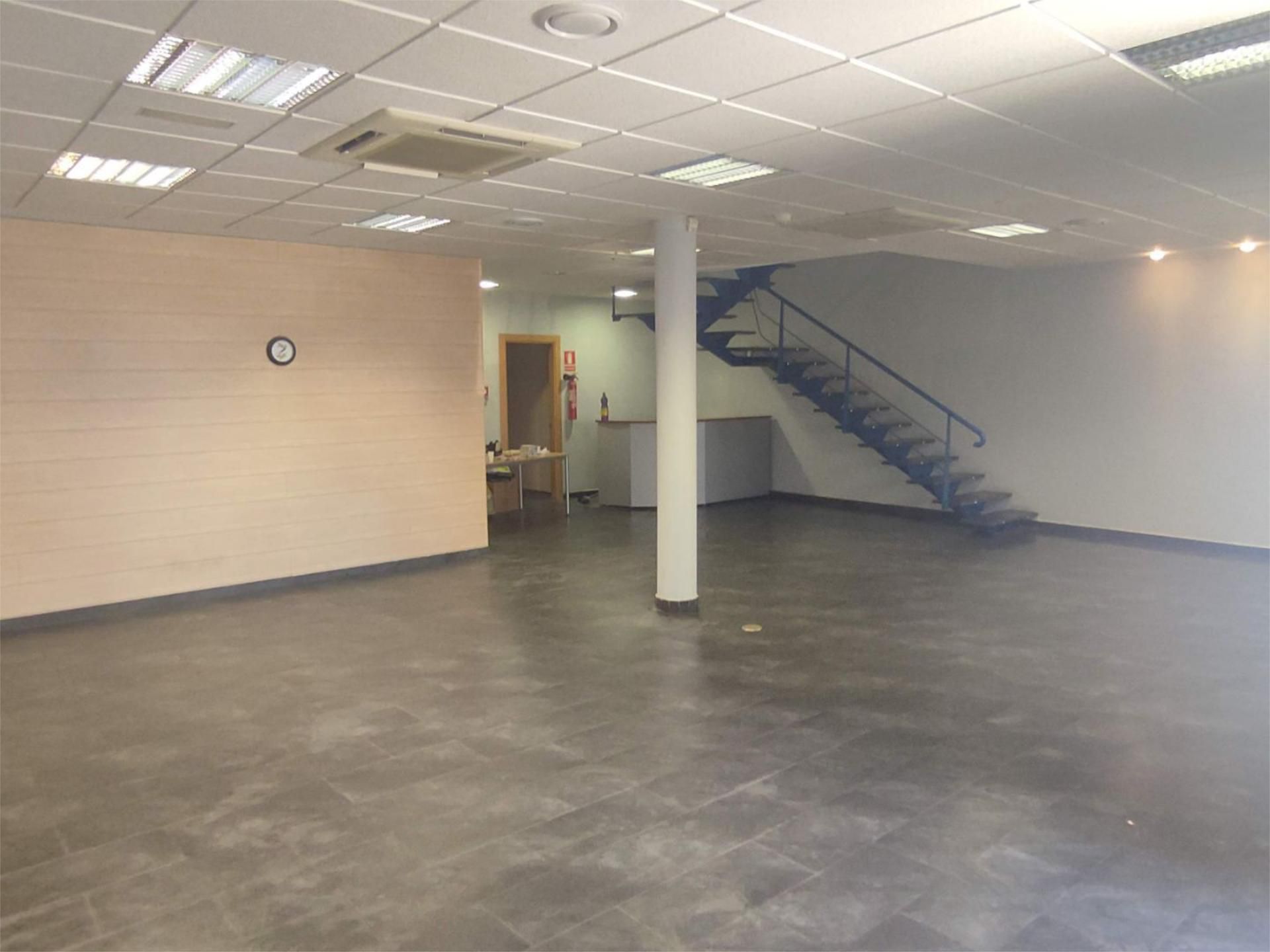 Office for sale in Peligros
