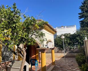 Vista exterior de Finca rústica en venda en El Puerto de Santa María amb Aire condicionat i Piscina