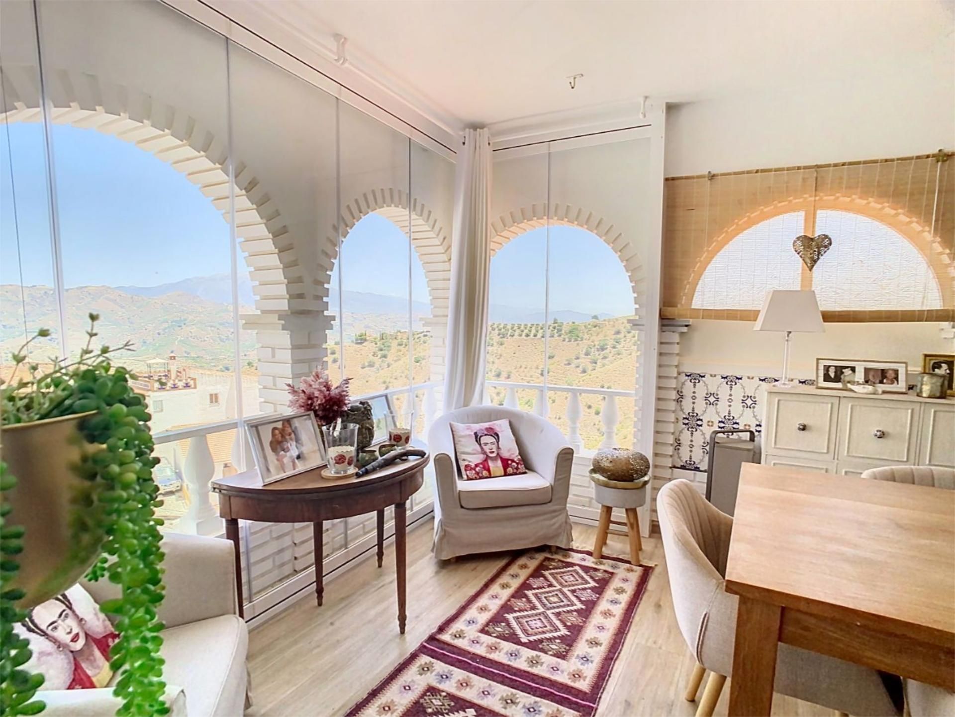 Flat for sale in Calle la Fuente, 6, Cútar Living room of Flat for sale in Cútar with Air Conditioner, Heating and Parquet flooring