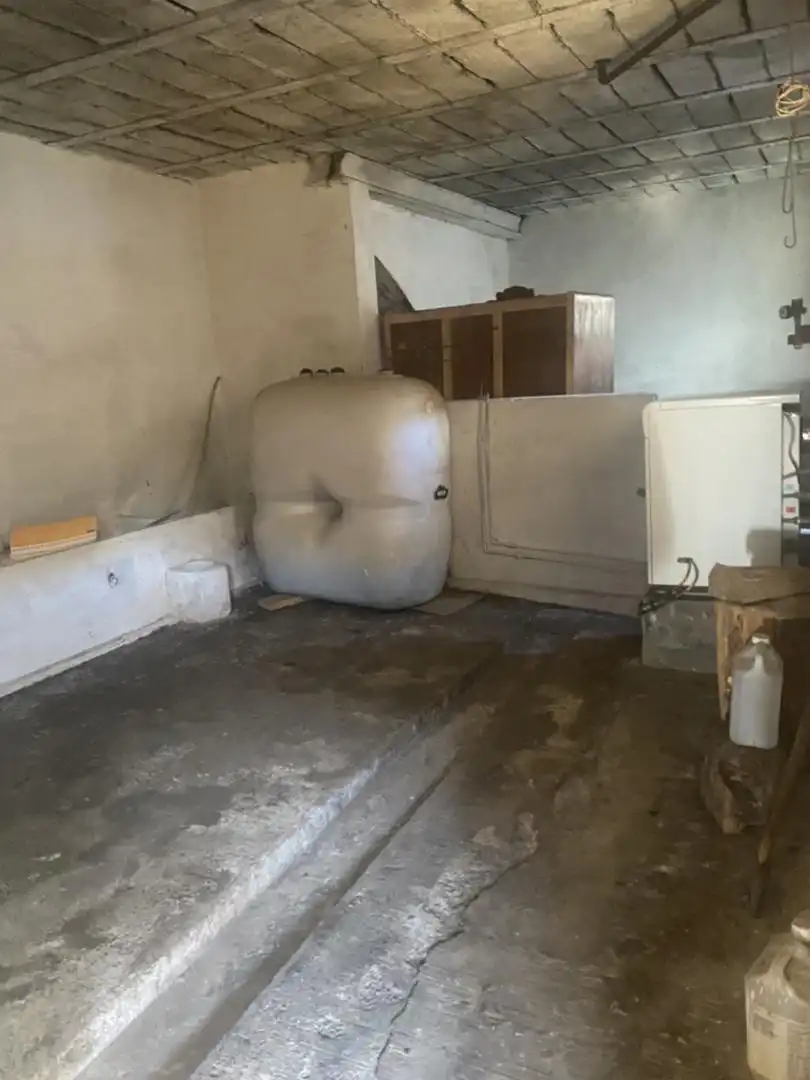 Einfamilien-Reihenhaus zum Verkauf in Valencia de Don Juan mit Privatgarten, Terrasse und Möbliert