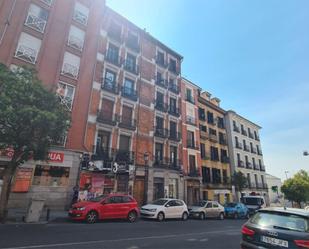 Exterior view of Flat to rent in  Madrid Capital  with Air Conditioner