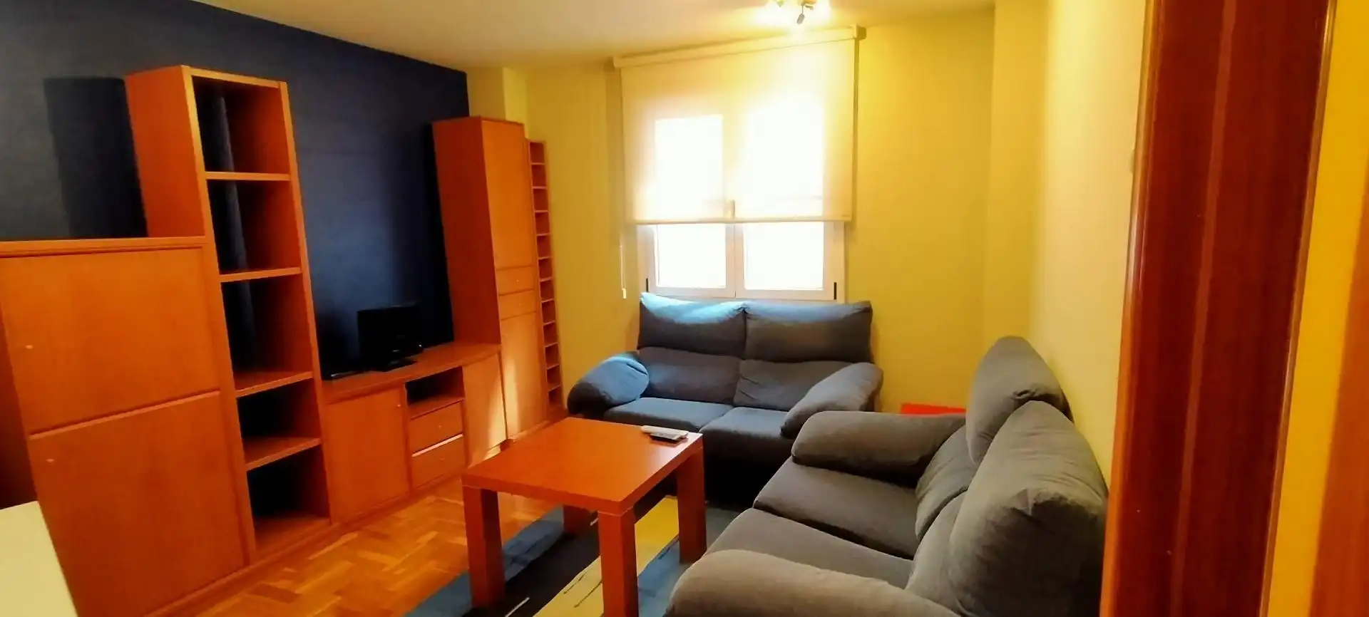 Sala d'estar de Pis en venda en Oviedo 