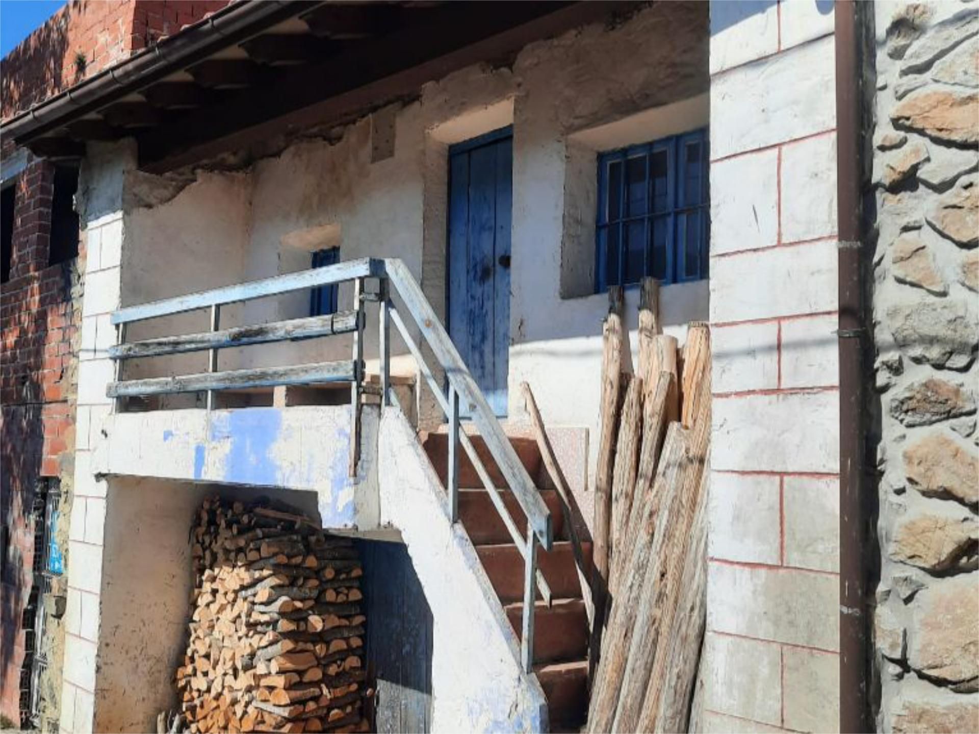 Vista exterior de Casa adosada en venda en Tudanca