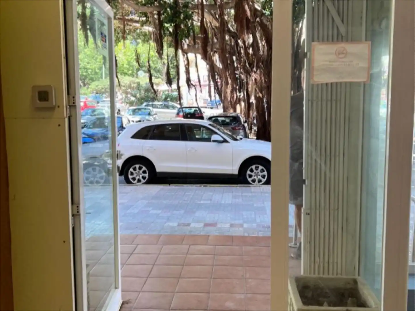 Aparcament de Local en venda en Benalmádena amb Moblat