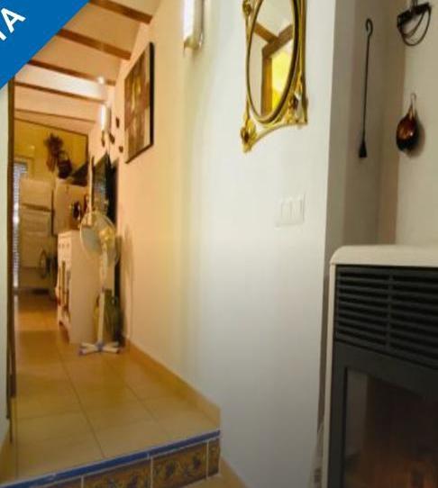 Foto 1 de Casa adosada en venta en Calle Medio, 5, Puebla de Arenoso, Castellón