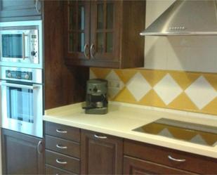 Kitchen of Single-family semi-detached to rent in Los Barrios  with Terrace