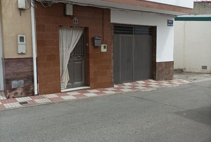 Photo 1 of Single-family semi-detached for sale in Calle Barrio Belen, 2, Noalejo, Jaén