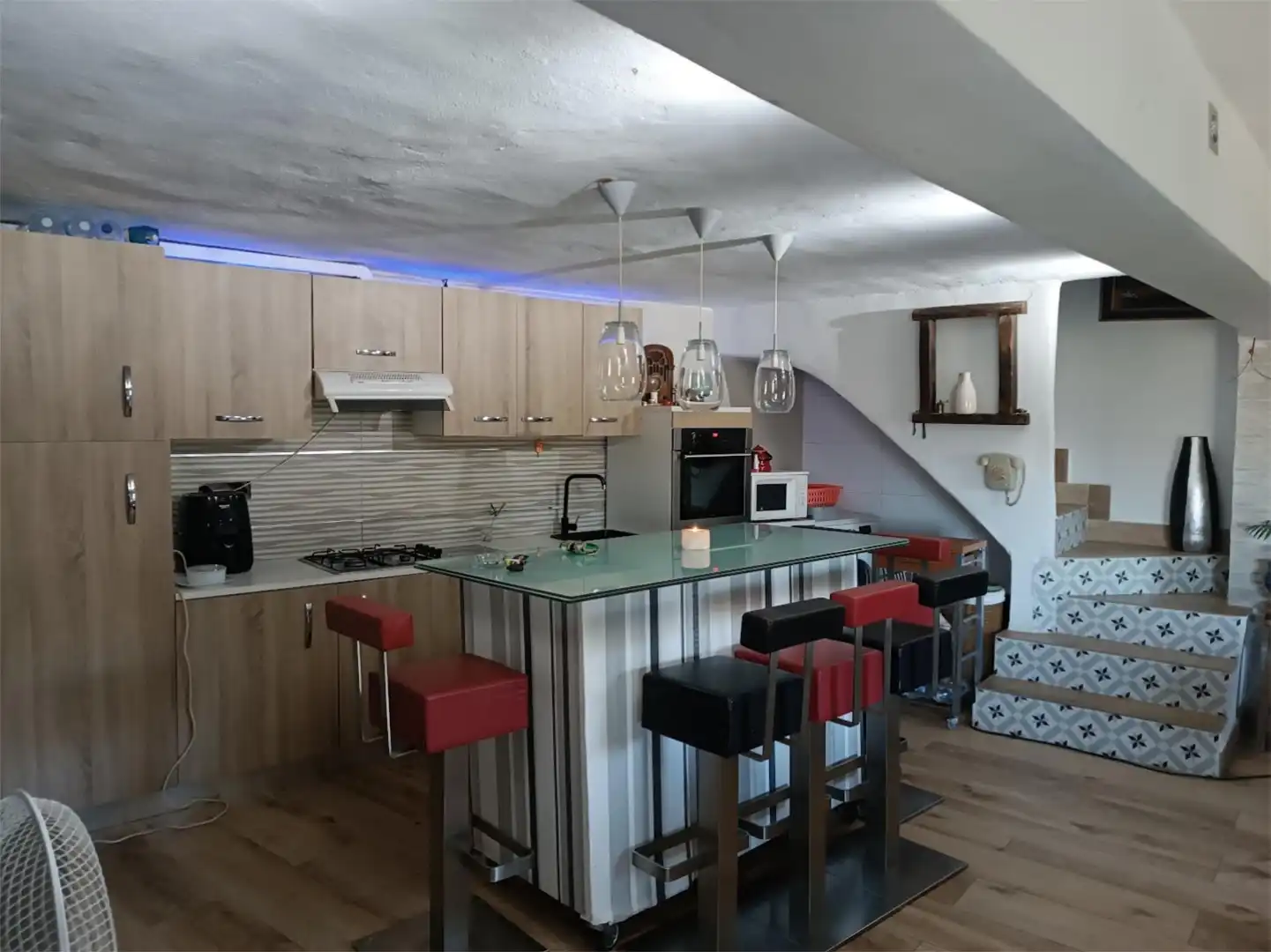 Cuina de Casa adosada en venda en Noalejo amb Aire condicionat, Jardí privat i Terrassa